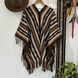 PONCHO ARTESANAL ALPACA FINO ACABAMENTO
