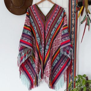 PONCHO ARTESANAL ALPACA FINO ACABAMENTO