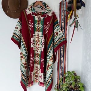 PONCHO ALPACA FLANELADO COM CAPUZ