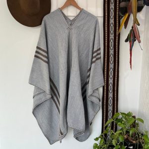 PONCHO LISO ALPACA