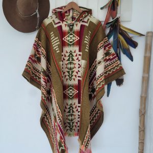 PONCHO ALPACA FLANELADO COM CAPUZ